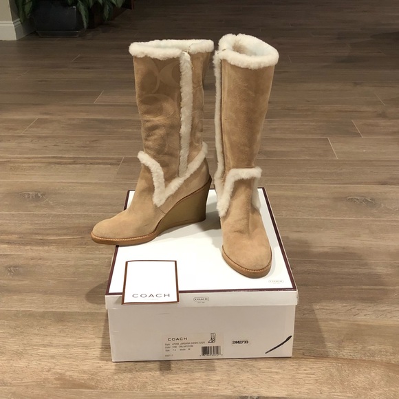 coach wedge fur trimmed high boots size 7.5 - Picture 1 of 4